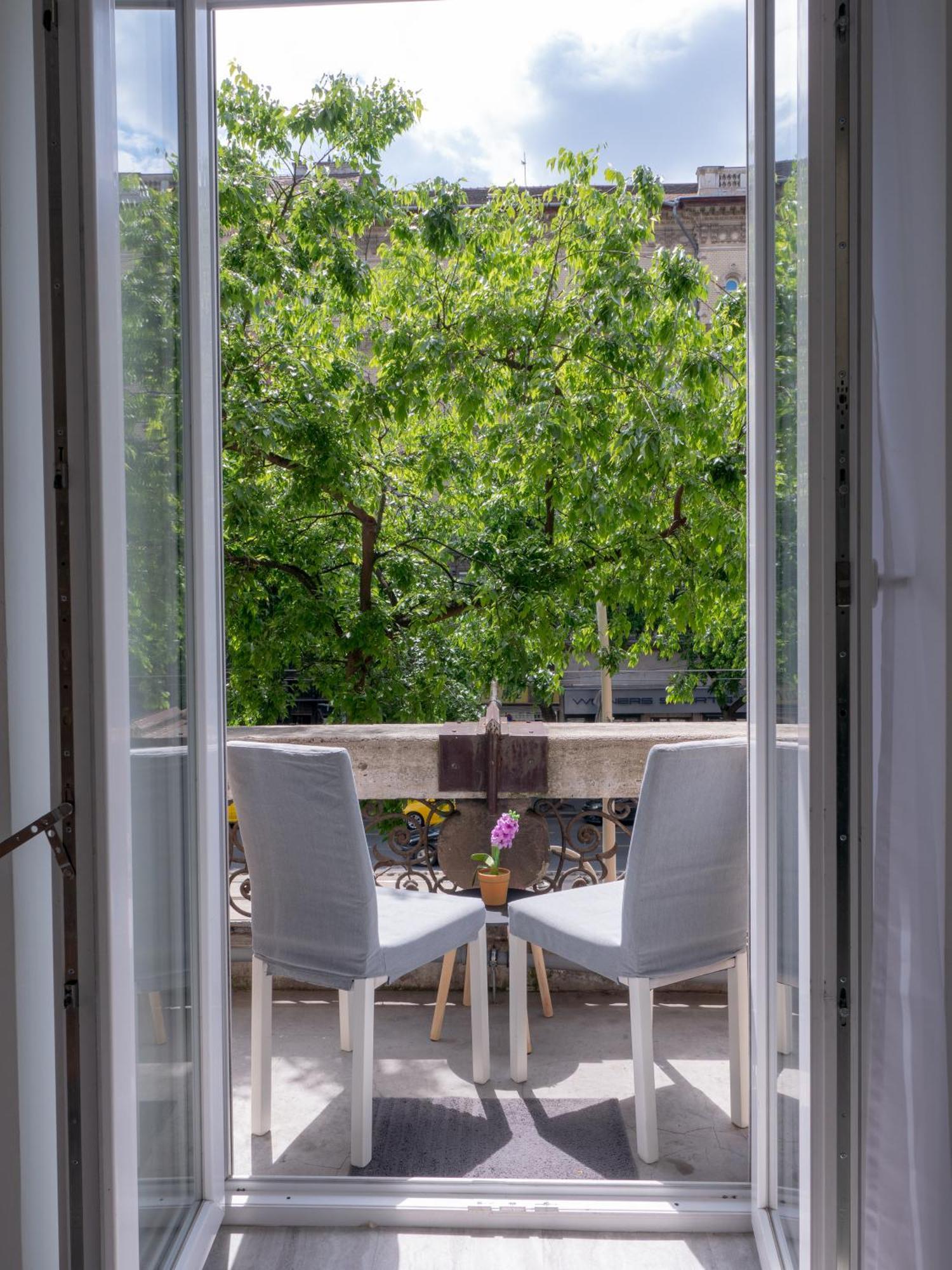 Balcony Gallery Budapest